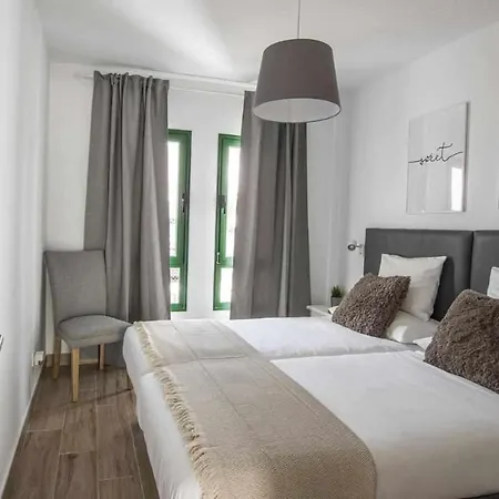 아파트 Holyhome Premium 306 *